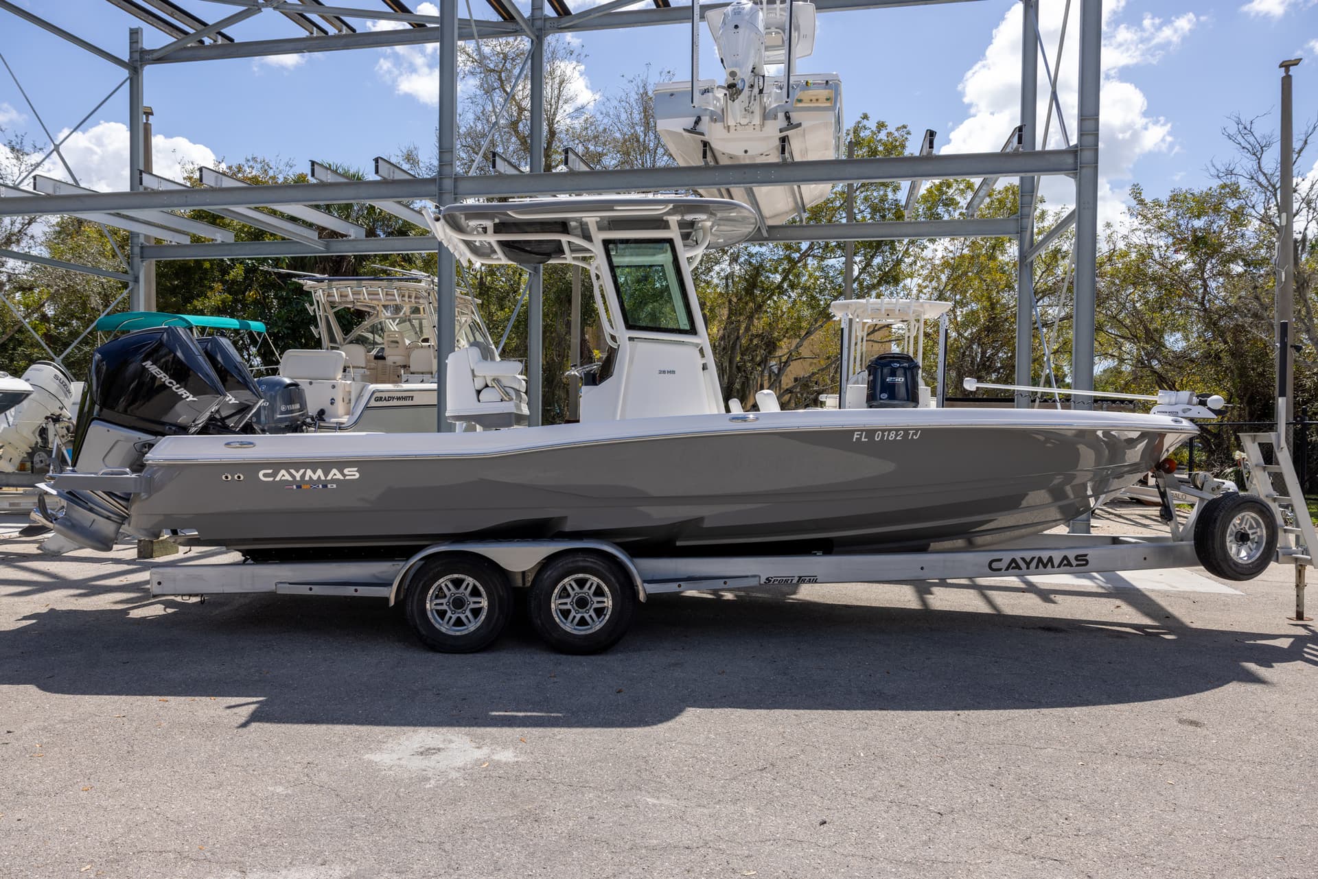 2022 Caymas 28 HB Twin — image 3