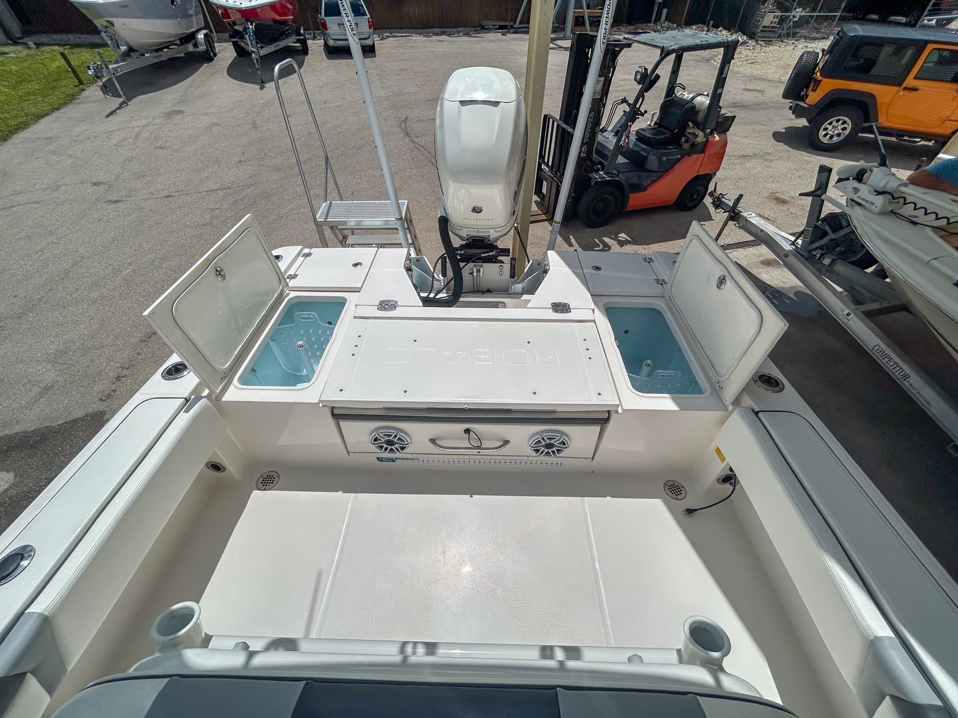 2023 Robalo 266 Cayman — image 10