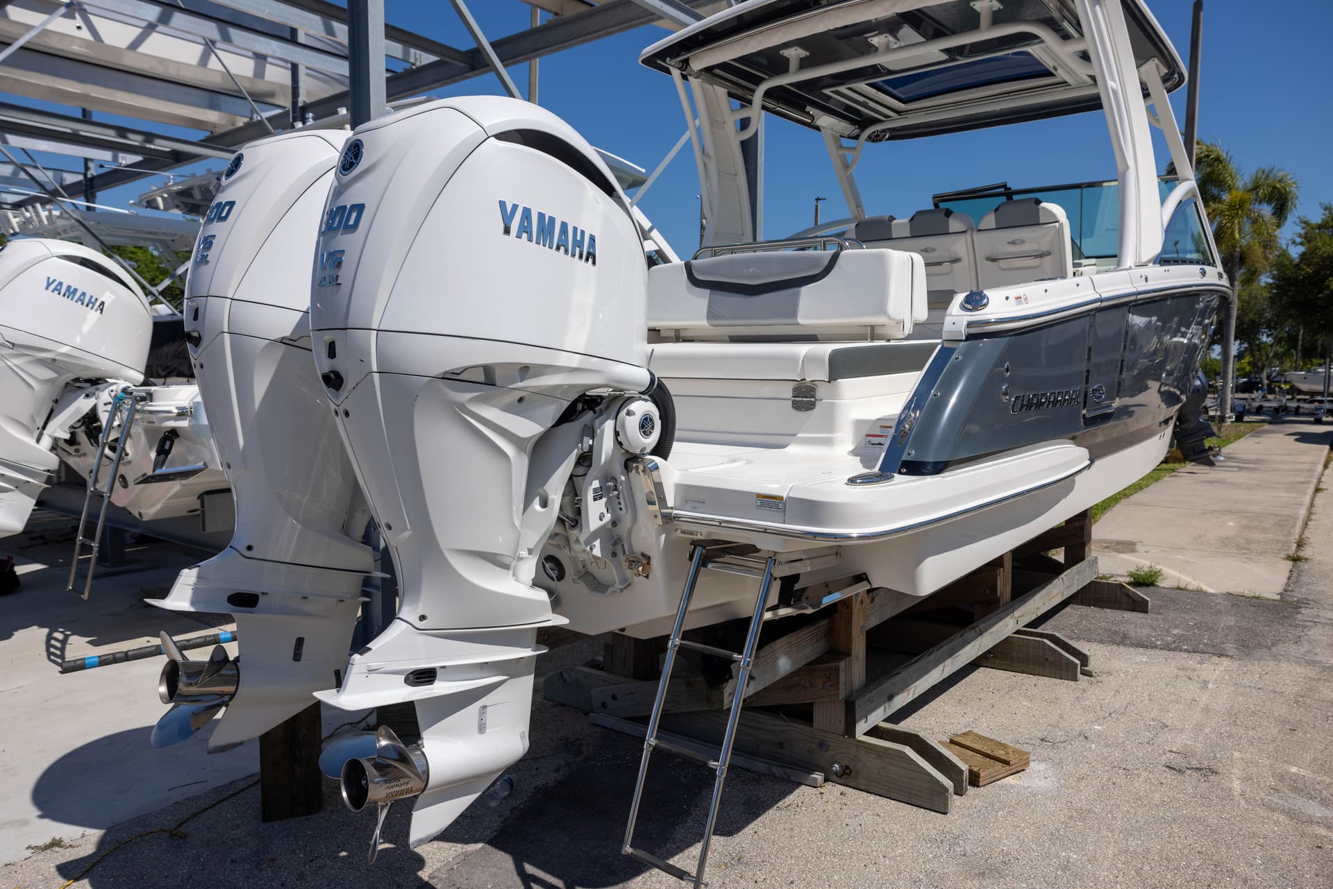 2022 Chaparral 300 OSX — image 4