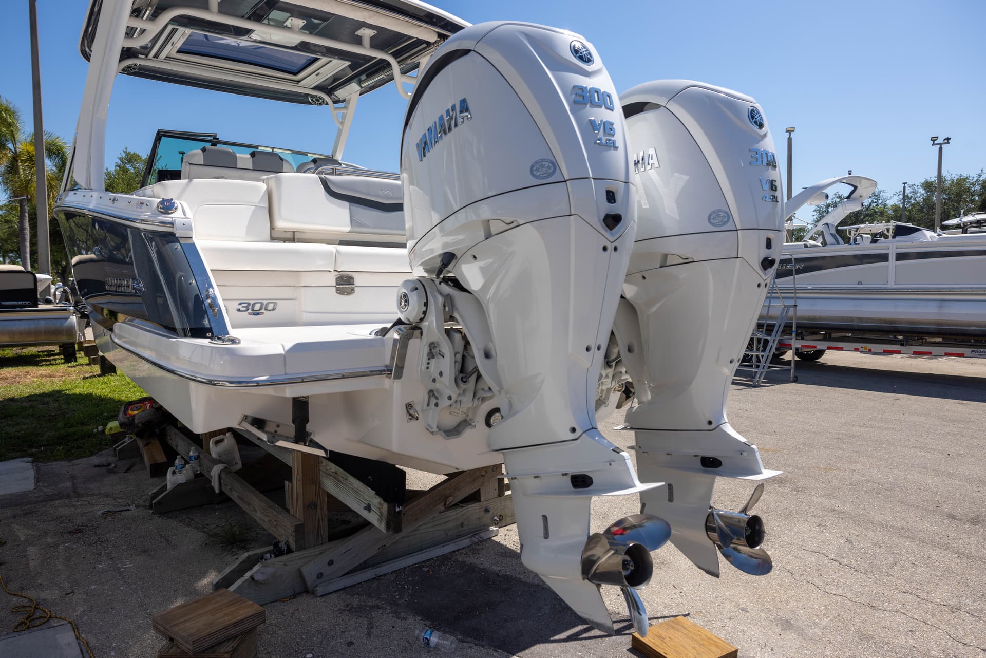 2022 Chaparral 300 OSX — image 5