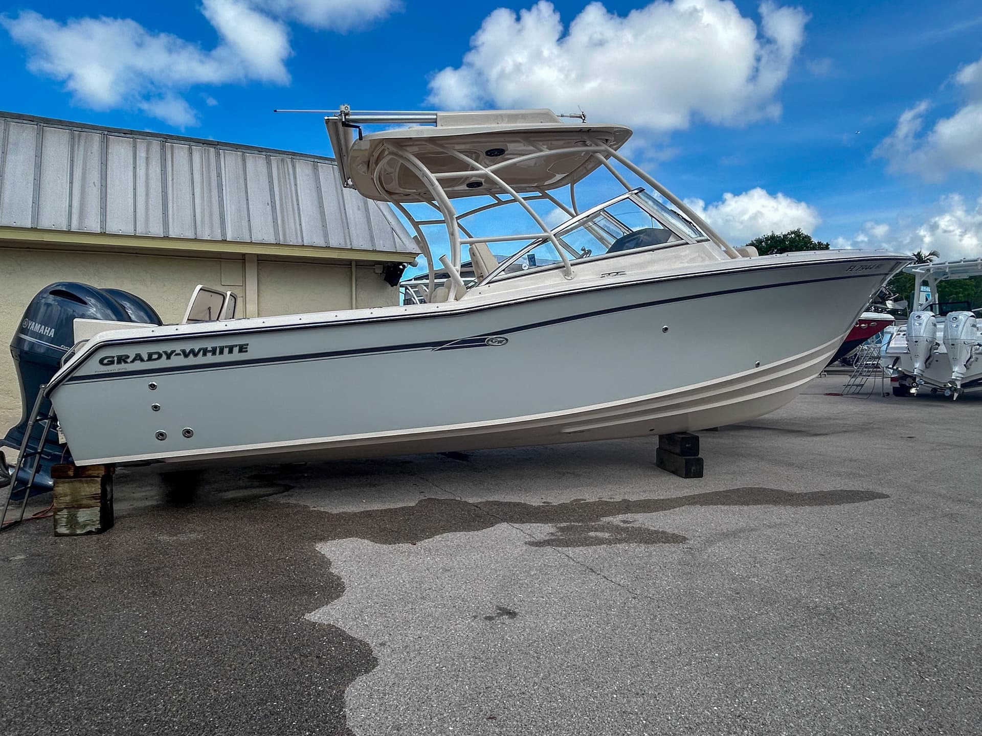 2019 Grady-White Freedom 275 — image 2