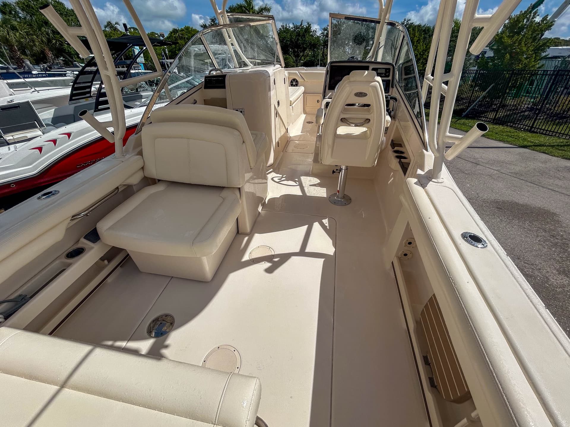 2019 Grady-White Freedom 275 — image 10