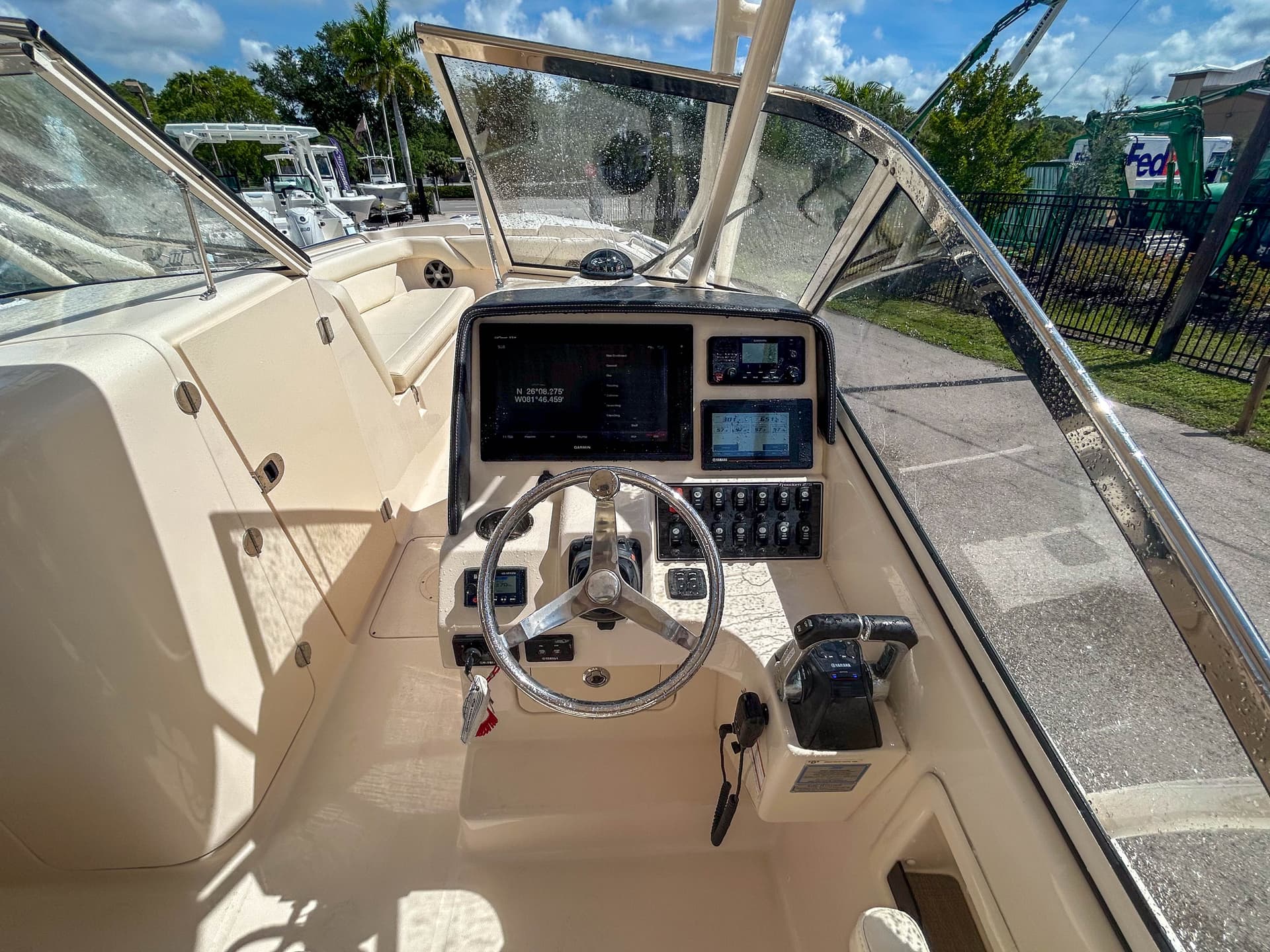 2019 Grady-White Freedom 275 — image 11