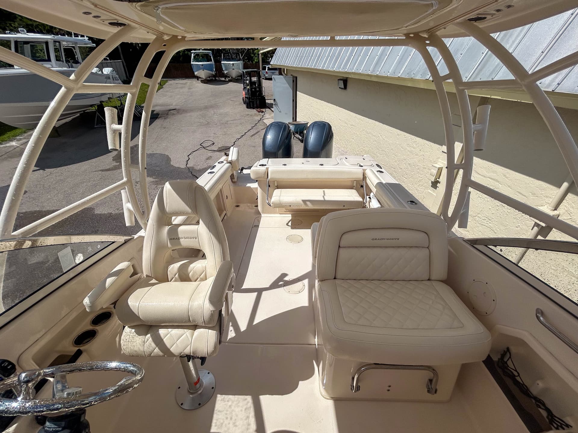 2019 Grady-White Freedom 275 — image 12