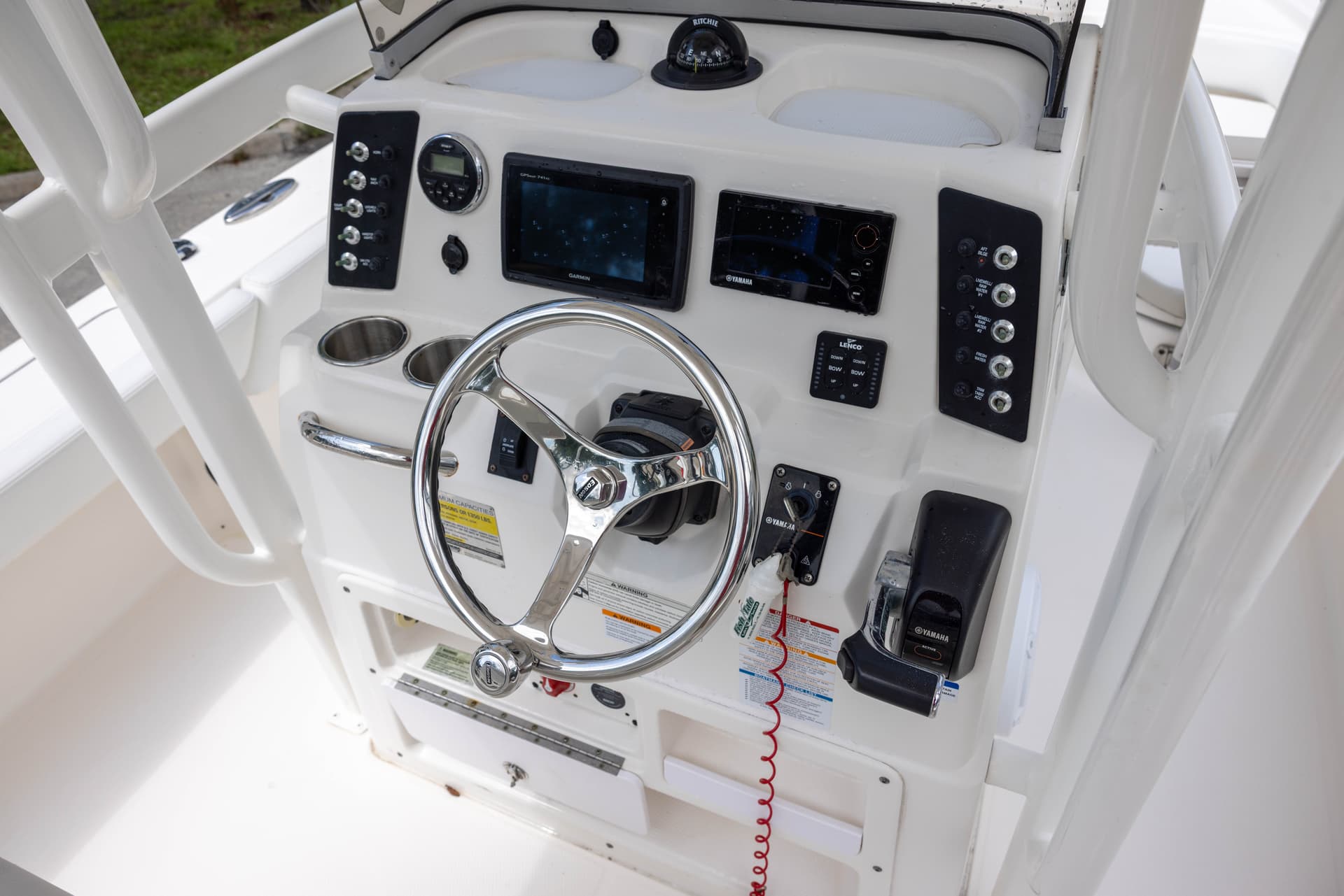 2015 Robalo 246 Cayman — image 10