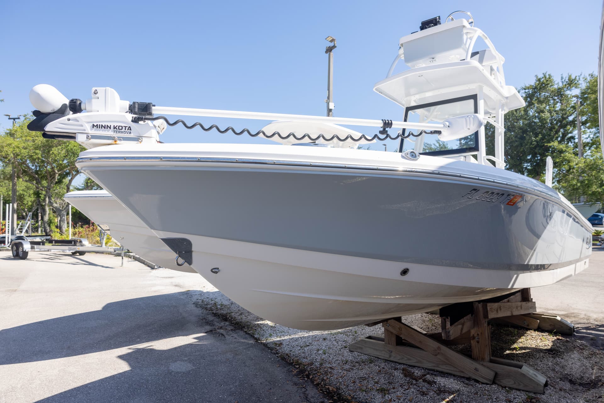 2022 Robalo 246 Cayman SD — image 2