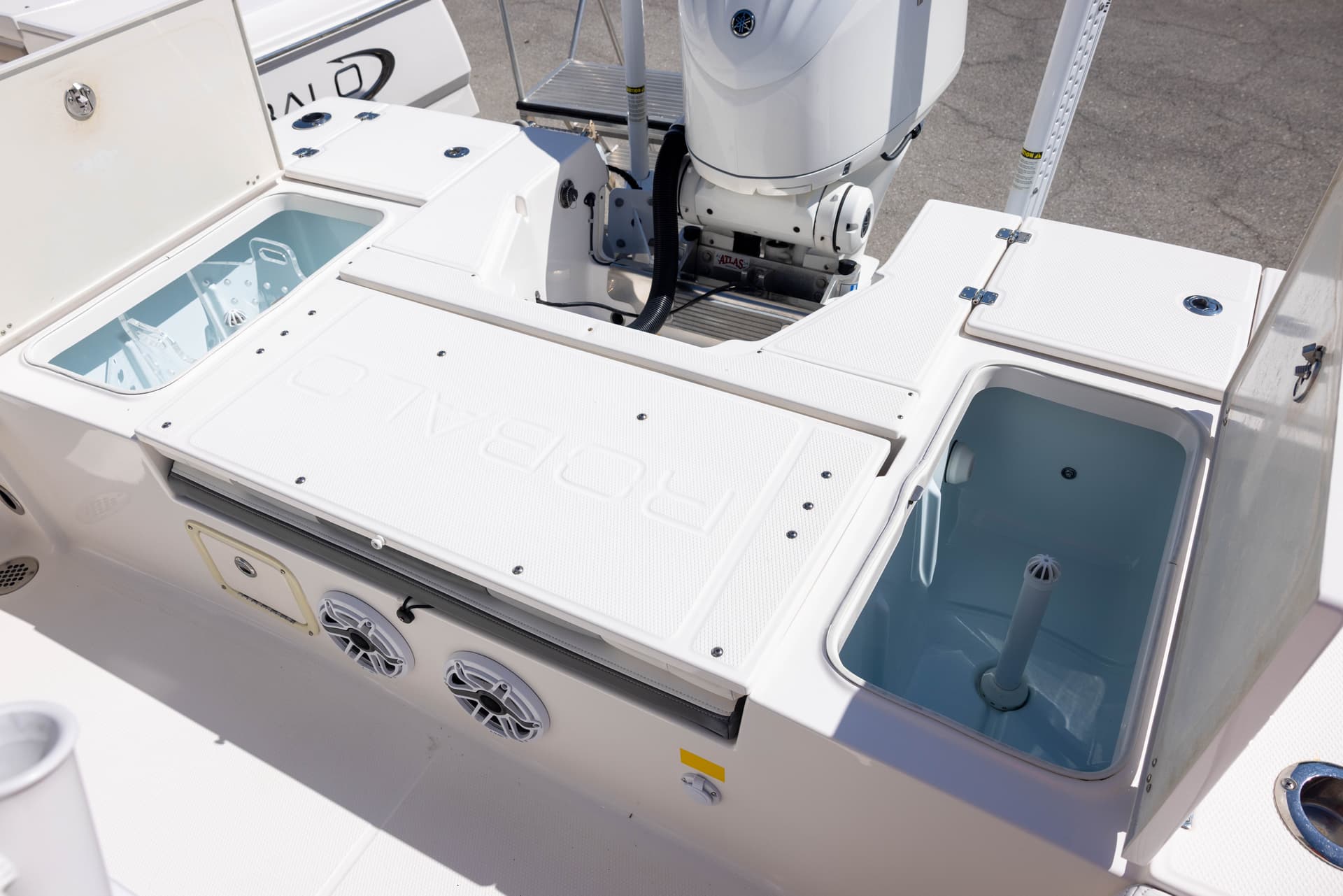 2022 Robalo 246 Cayman SD — image 12