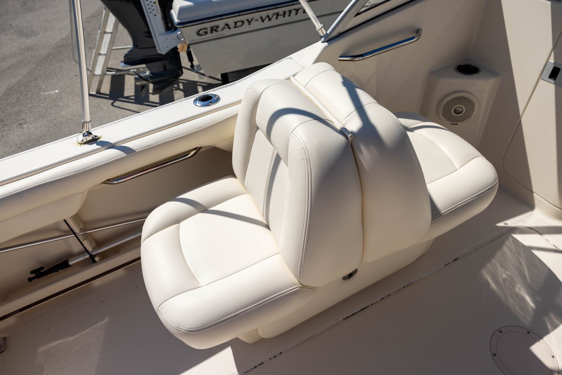 2018 Grady-White Freedom 215 — image 7