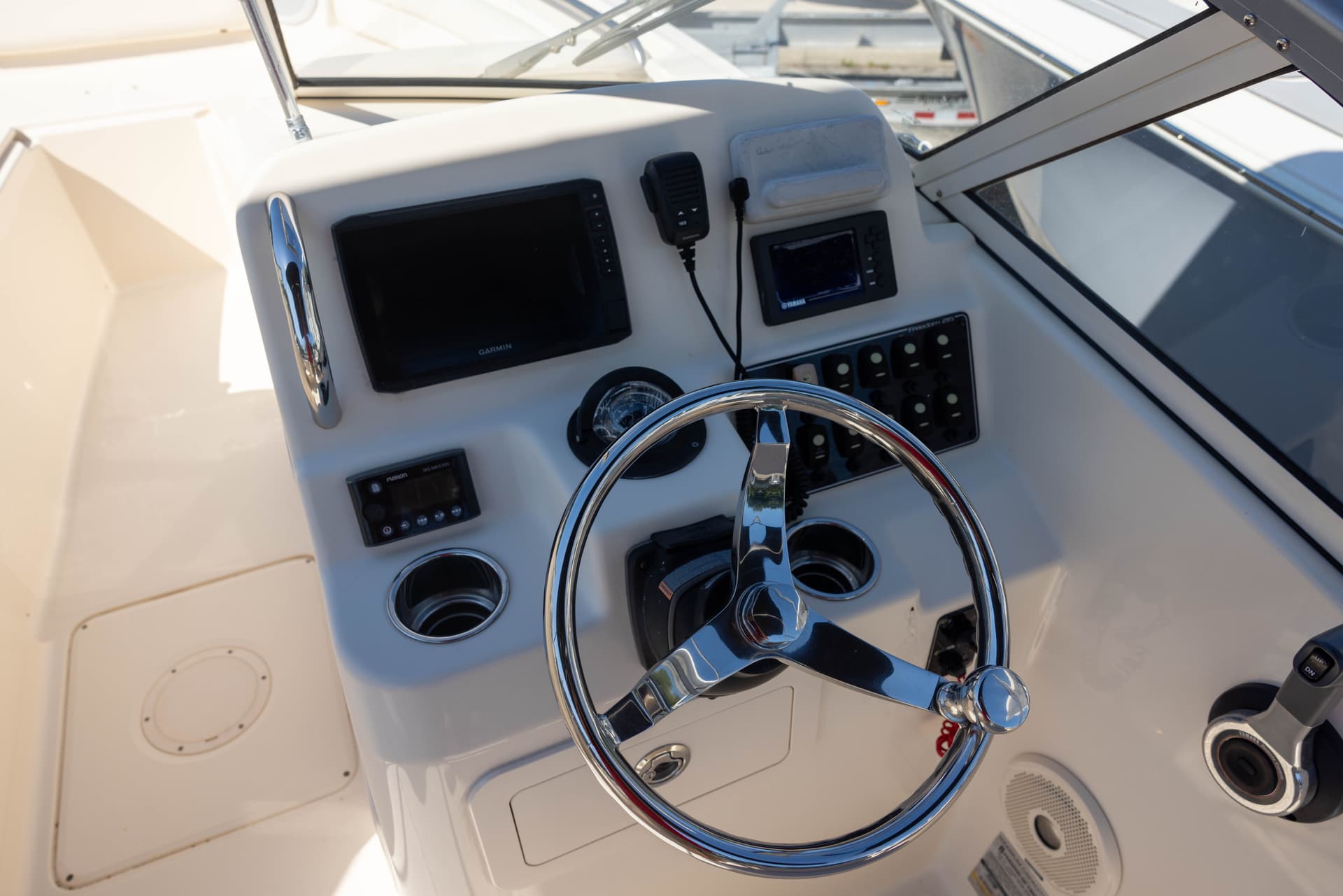 2018 Grady-White Freedom 215 — image 8
