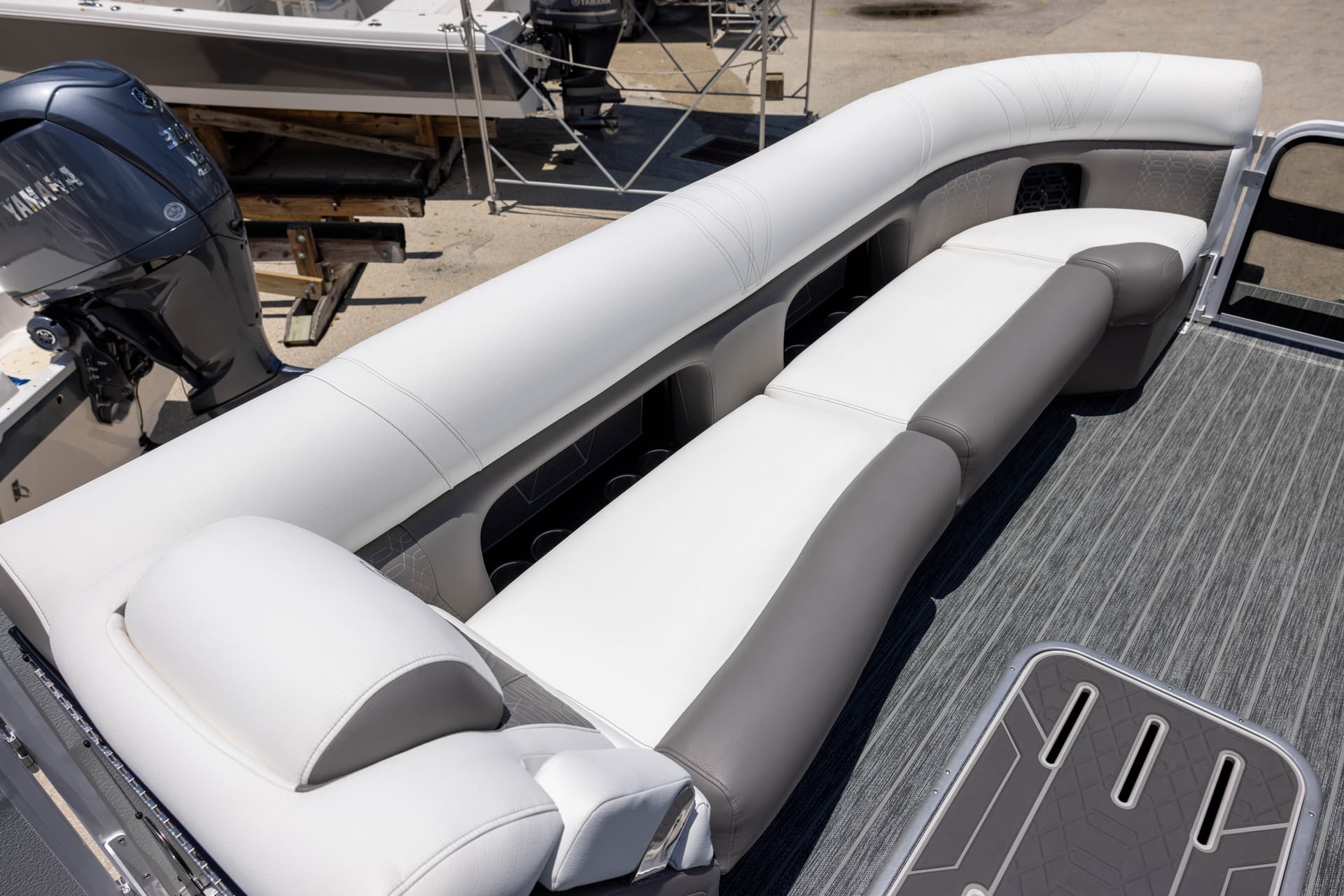 2026 Premier 270 Intrigue RF — image 3