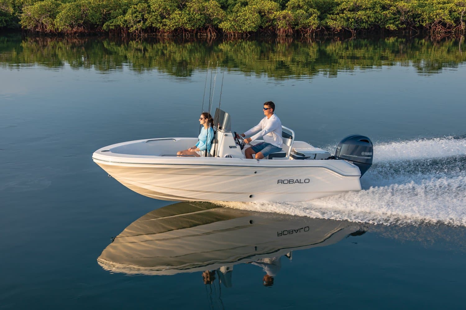 Robalo R160 — 2026 robalo r160 water running 4