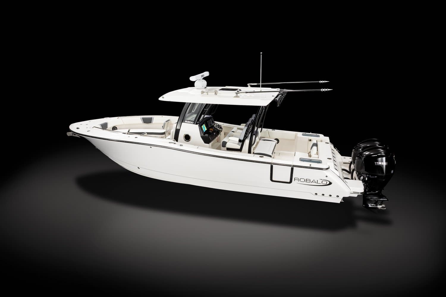 Robalo R300 — 2026 robalo r300 studio r3q