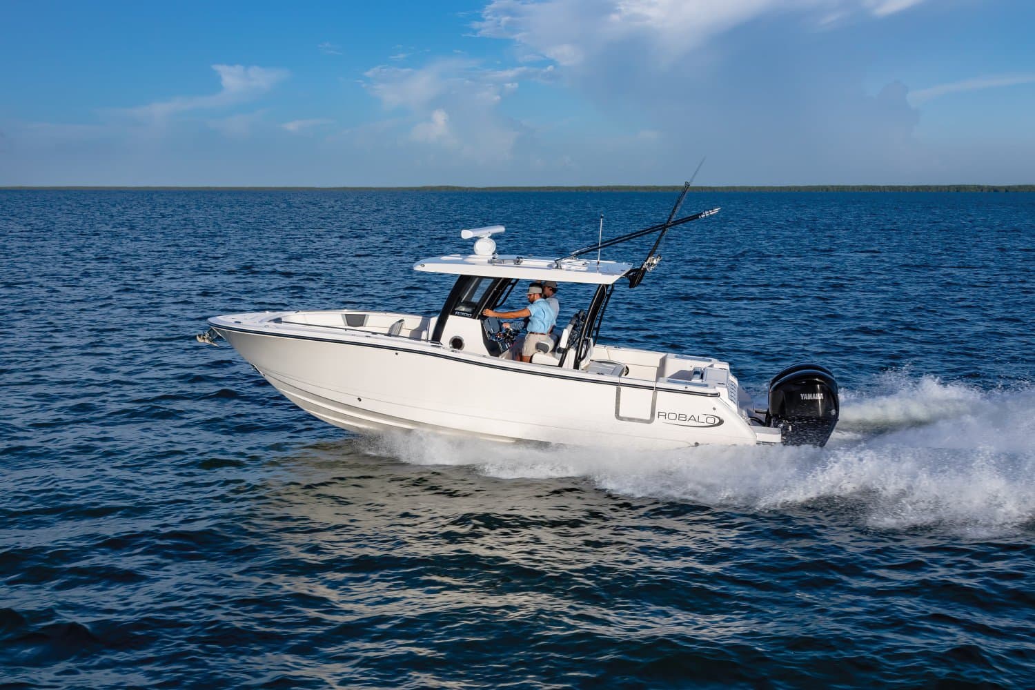 Robalo R300 — 2026 robalo r300 water running 2
