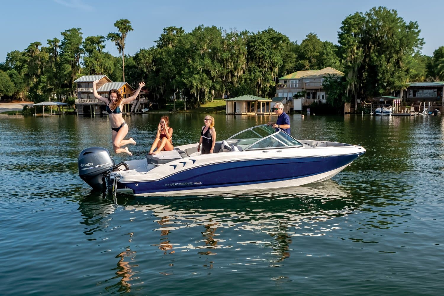 Chaparral Fuerabordas SSi OB — Fish Tale Boats, Suroeste de Florida