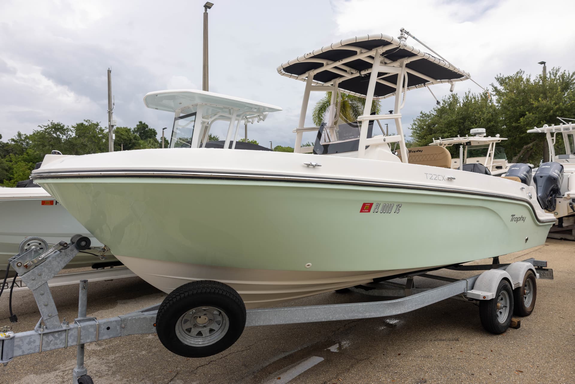 2022 Bayliner Trophy T22CX