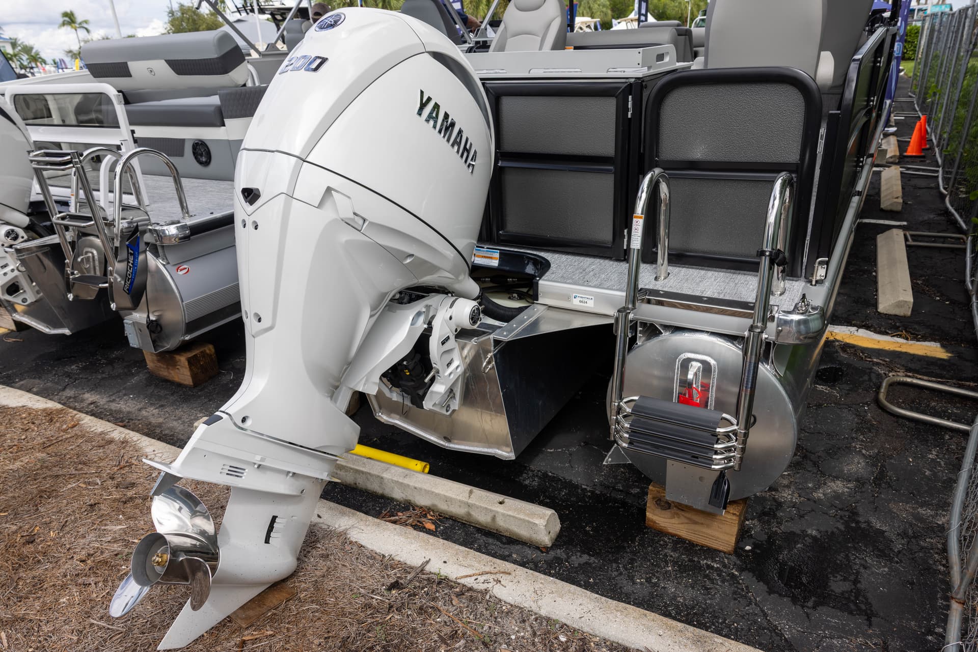 2027 Premier 230 Sunsation Angler 2PT