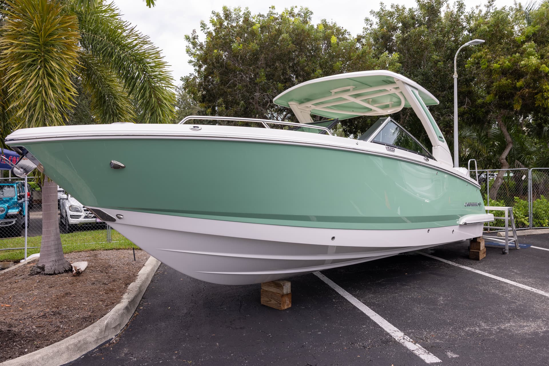 2027 Chaparral 280 OSX