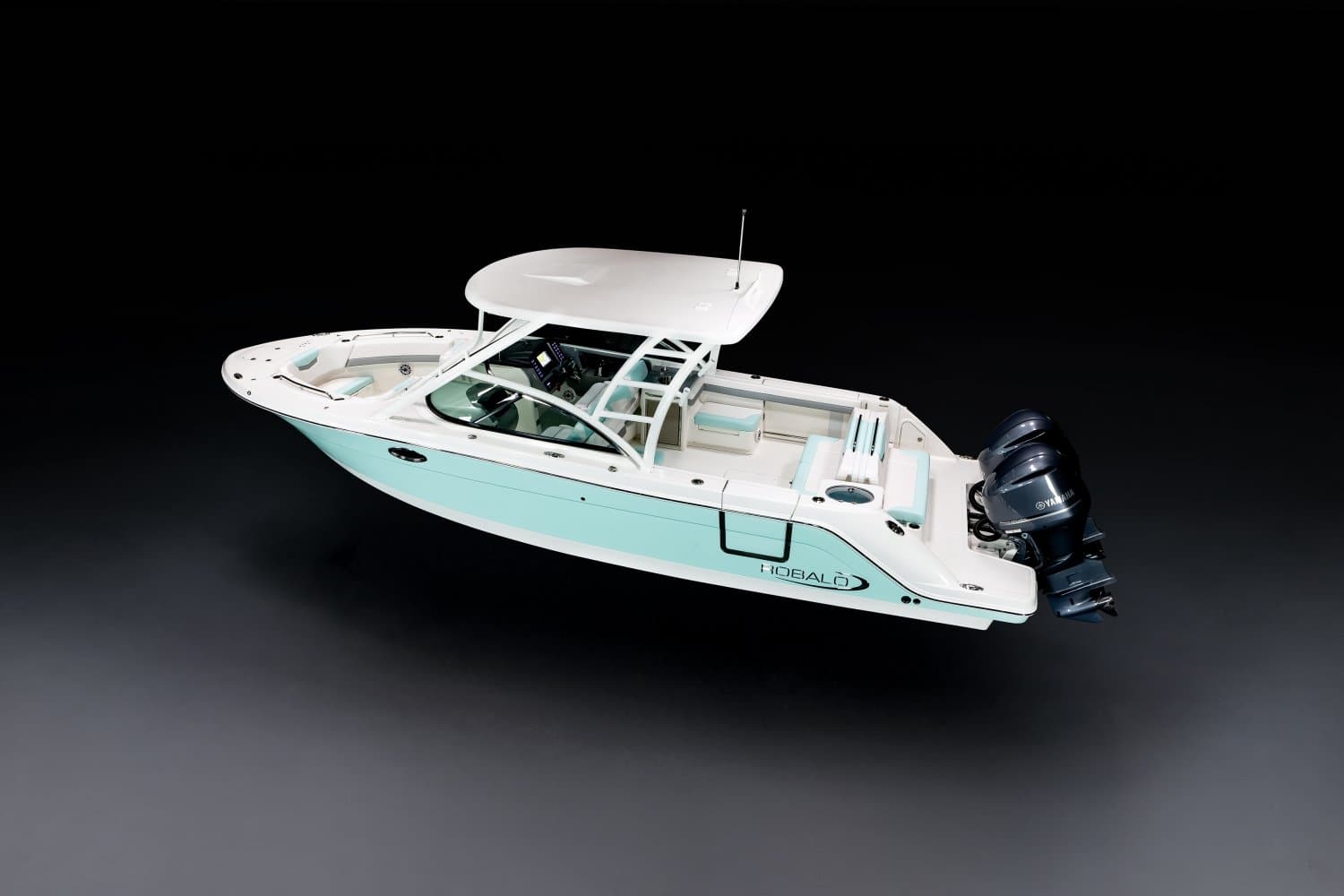 2026 Robalo R317