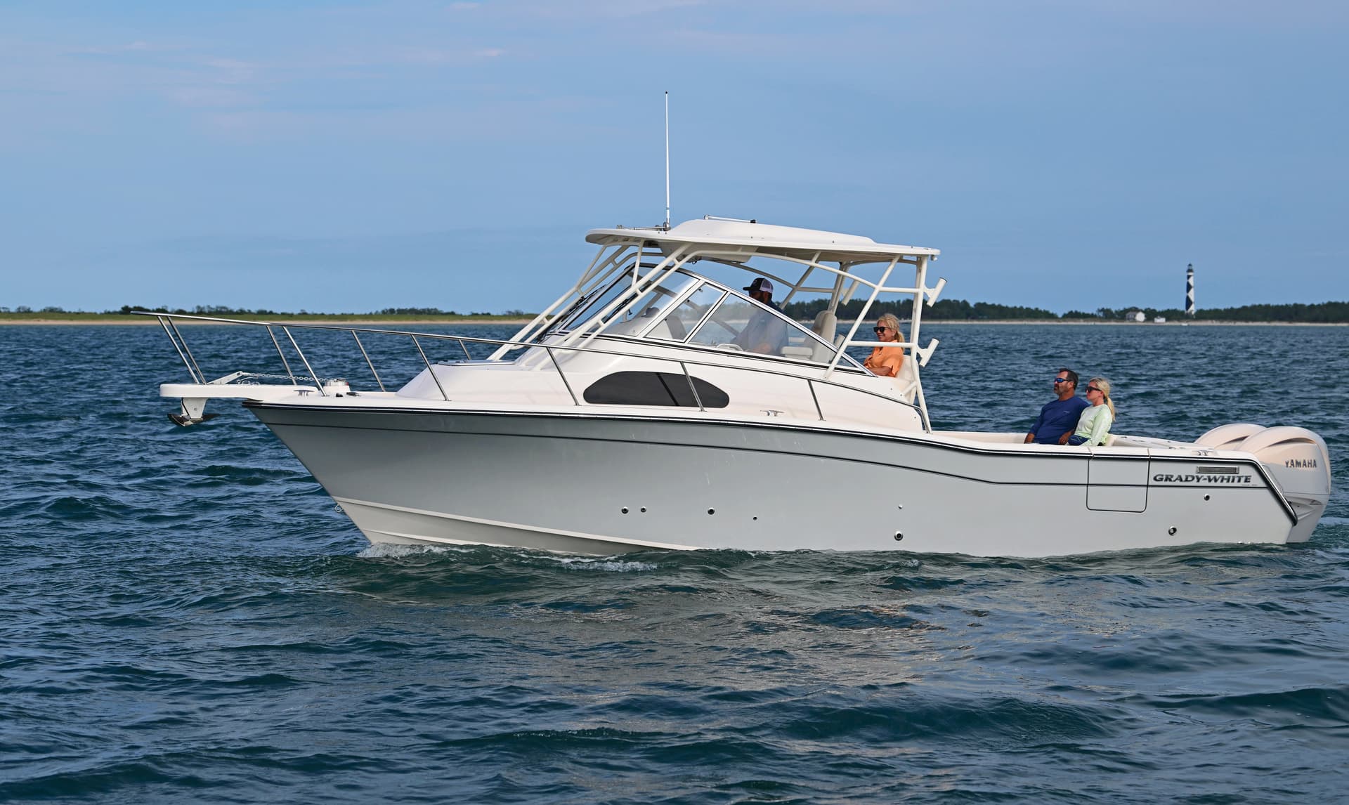 Marlin 300 — photo 1