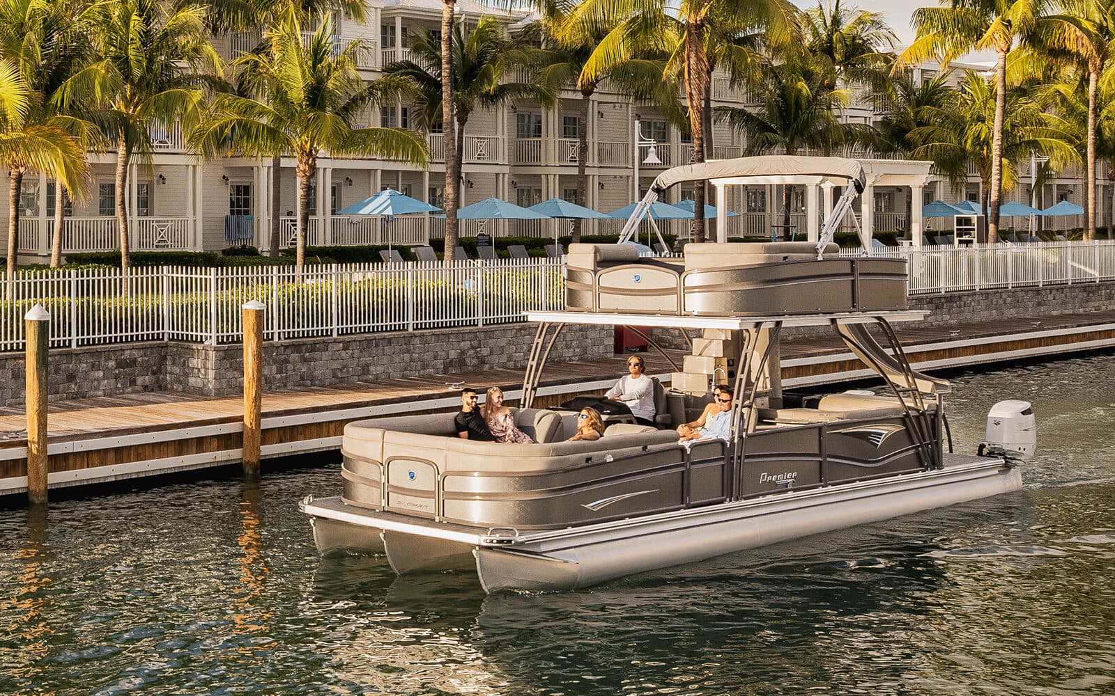 Premier Escalante on the water